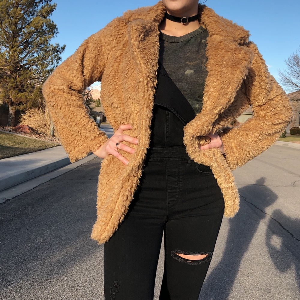 LAST ONE FINAL CHANCE Button Up Teddy Coat - Picture 5 of 5
